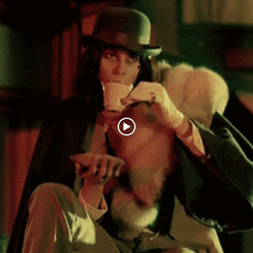 Meet your Posher, Julianna